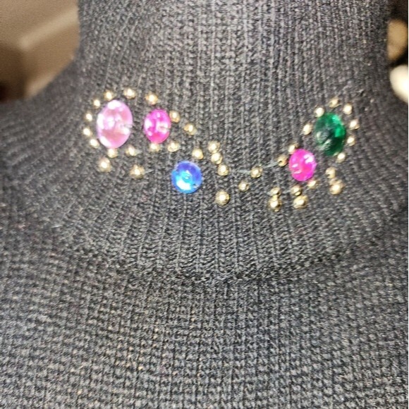 Vintage Doncaster Lambswool & Angora Black Beaded Mock Neck Sweater Size M - Picture 4 of 10